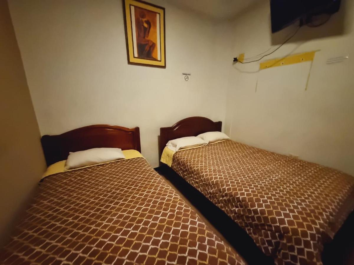 Hostal Alborada Cuenca Esterno foto