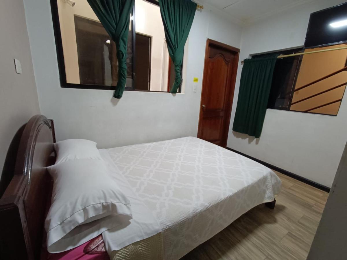 Hostal Alborada Cuenca Esterno foto
